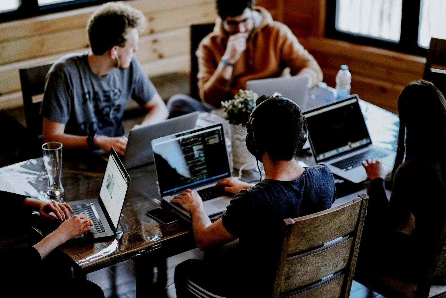Financial risk analysis workspace with detailed assessment documentation